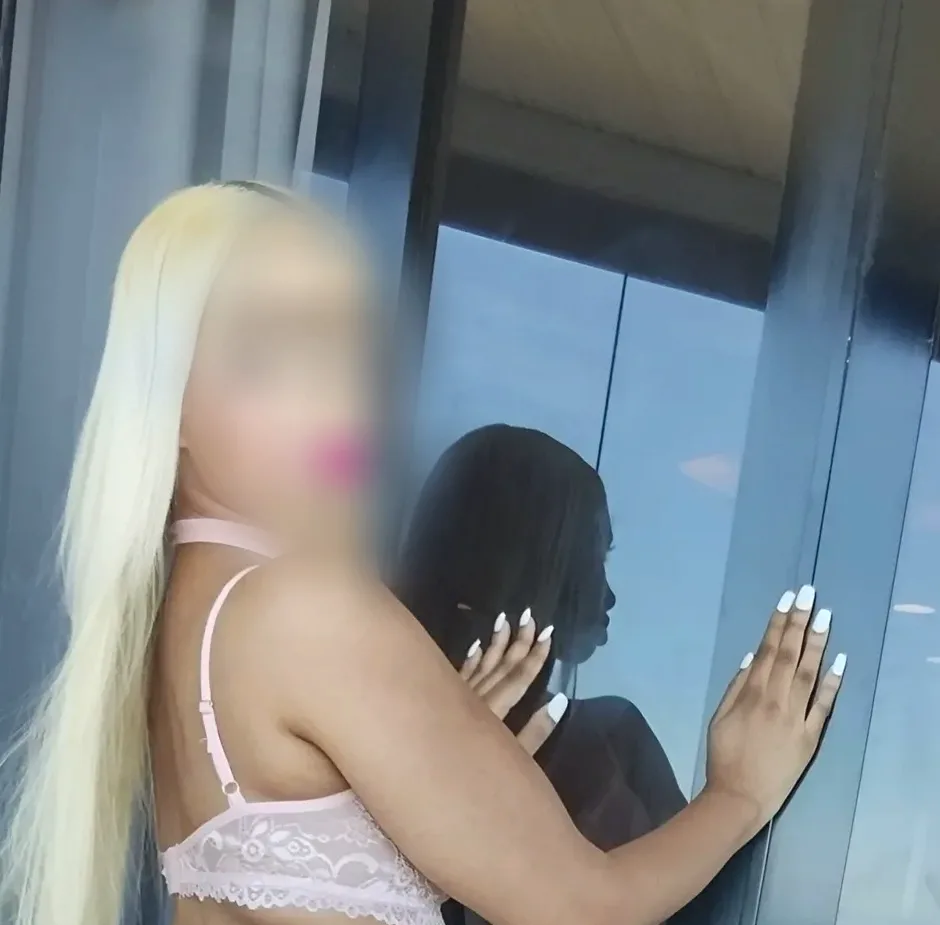 Kerstin, 28