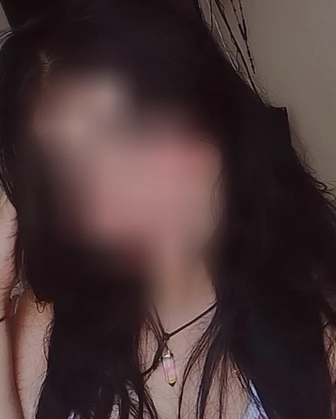 Marie, 20